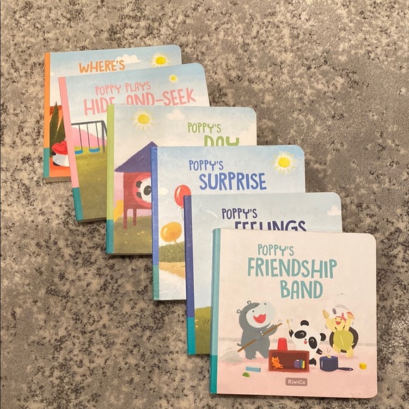 Kiwi Co Board Books Lot - Picture 1 of 3